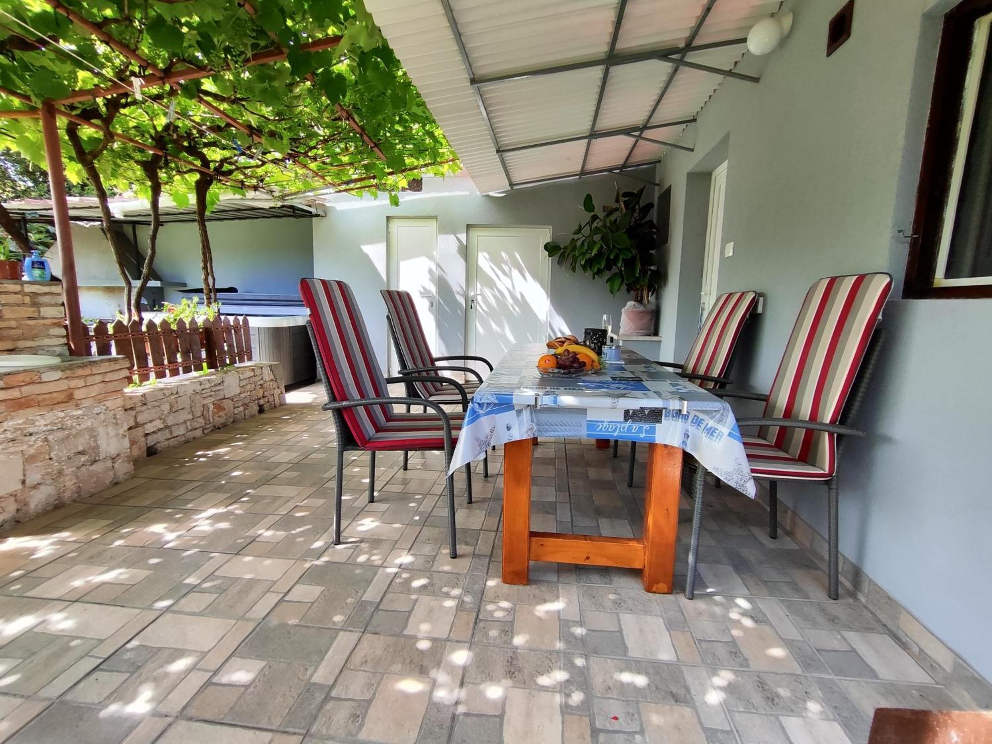 Apartments Pavao 1402 พูลา ภายนอก รูปภาพ